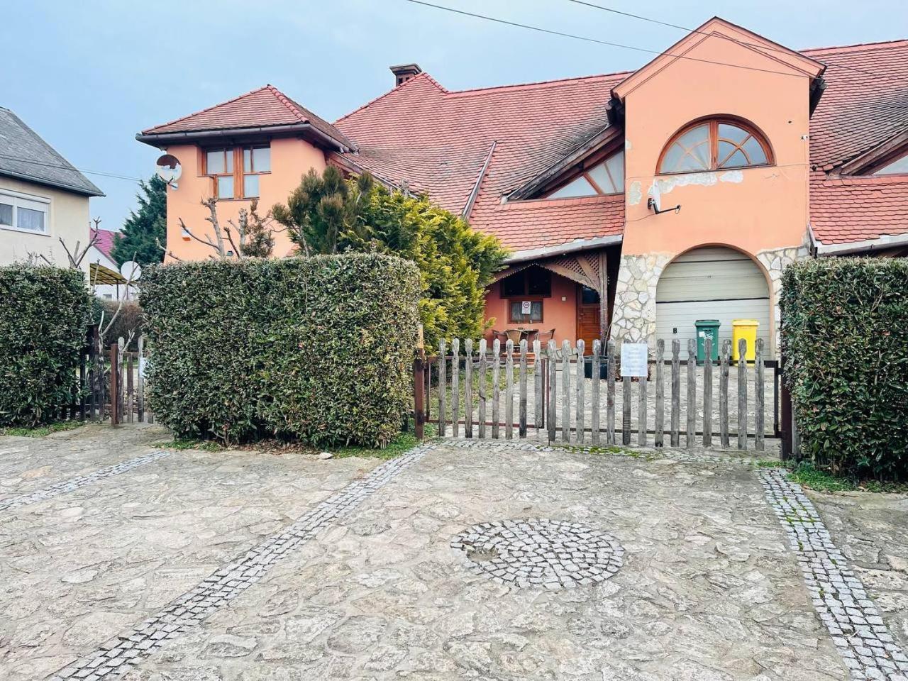 Greenpark Garden Villa Family Apartments Near Tokaj Szerencs Exterior foto